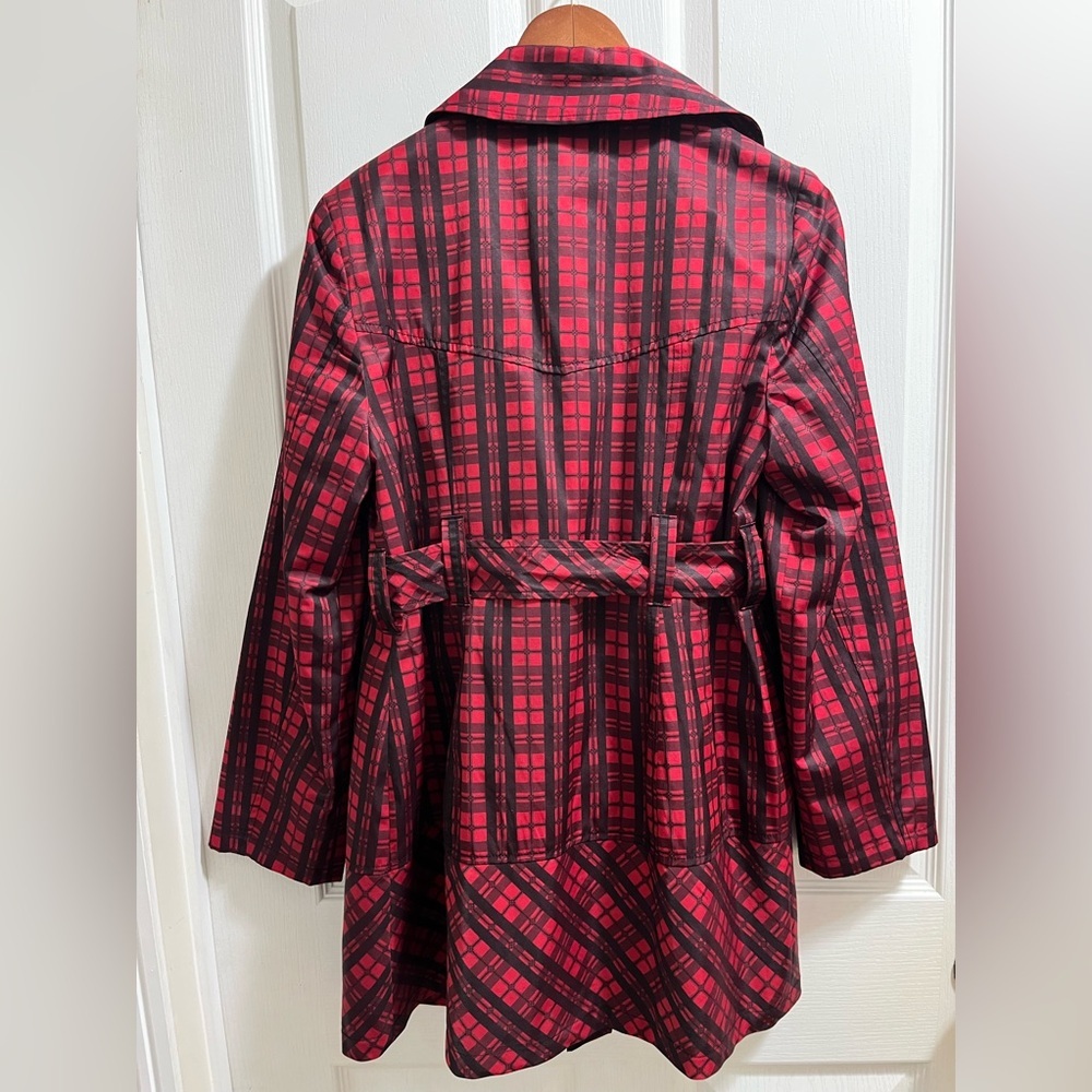 Ambition Women’s Jacket - Picture 10 of 10